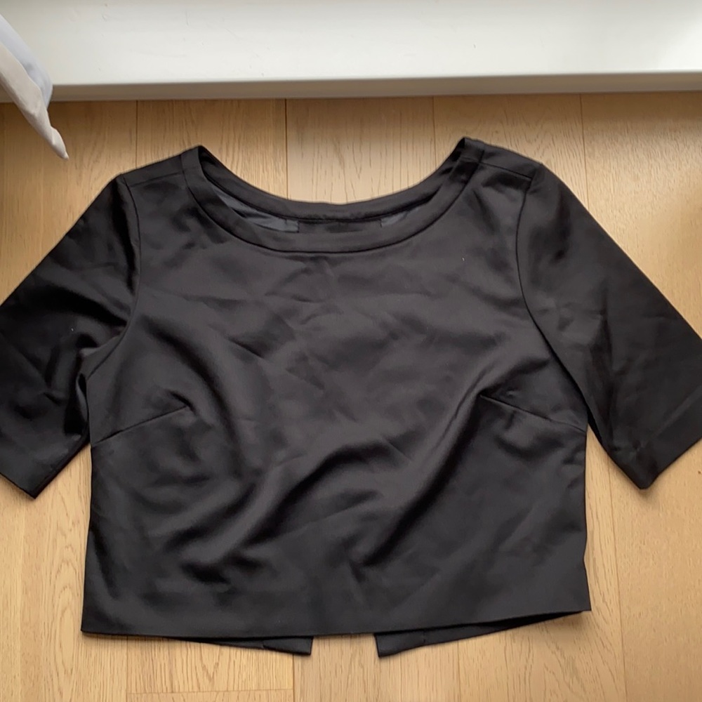 Black Trouvé top